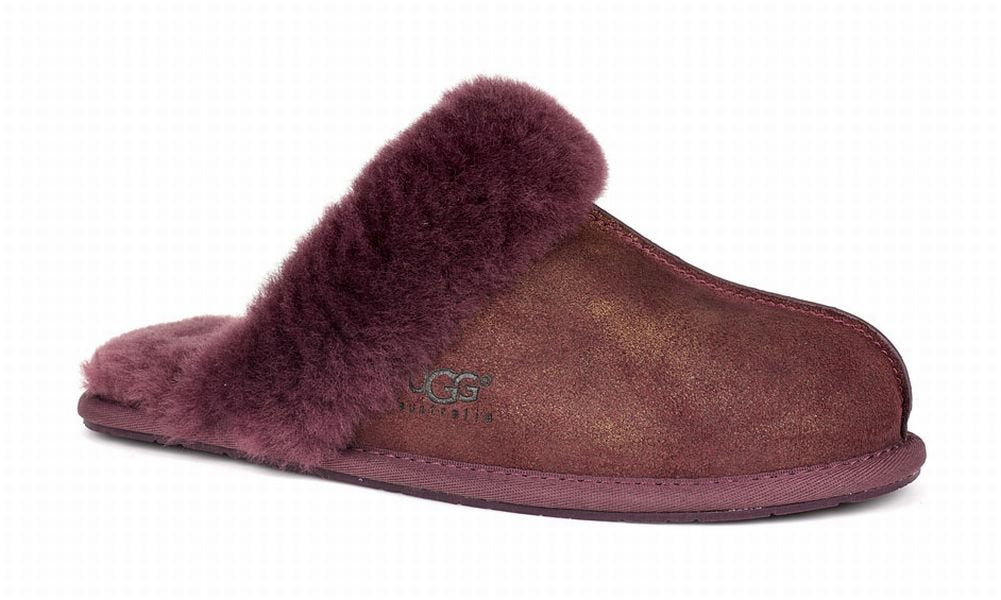 UGG Women's Scuffette II Slipper