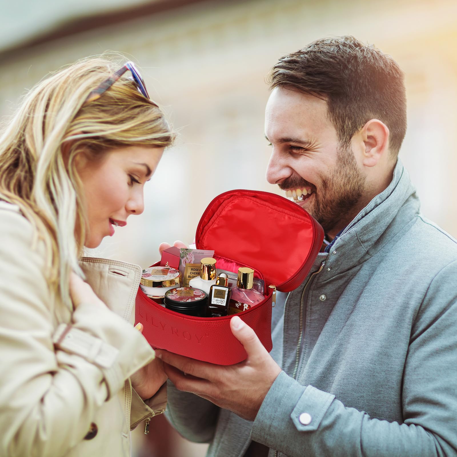 Christmas Gift Basket Set for Women - Ultimate 15-Piece Bath & Body Gift Set, Spa Gift Basket, Bath Collection | Birthday Gift, Mothers Day Gifts for Mom, Perfect Present for Her & Mom All Occasions