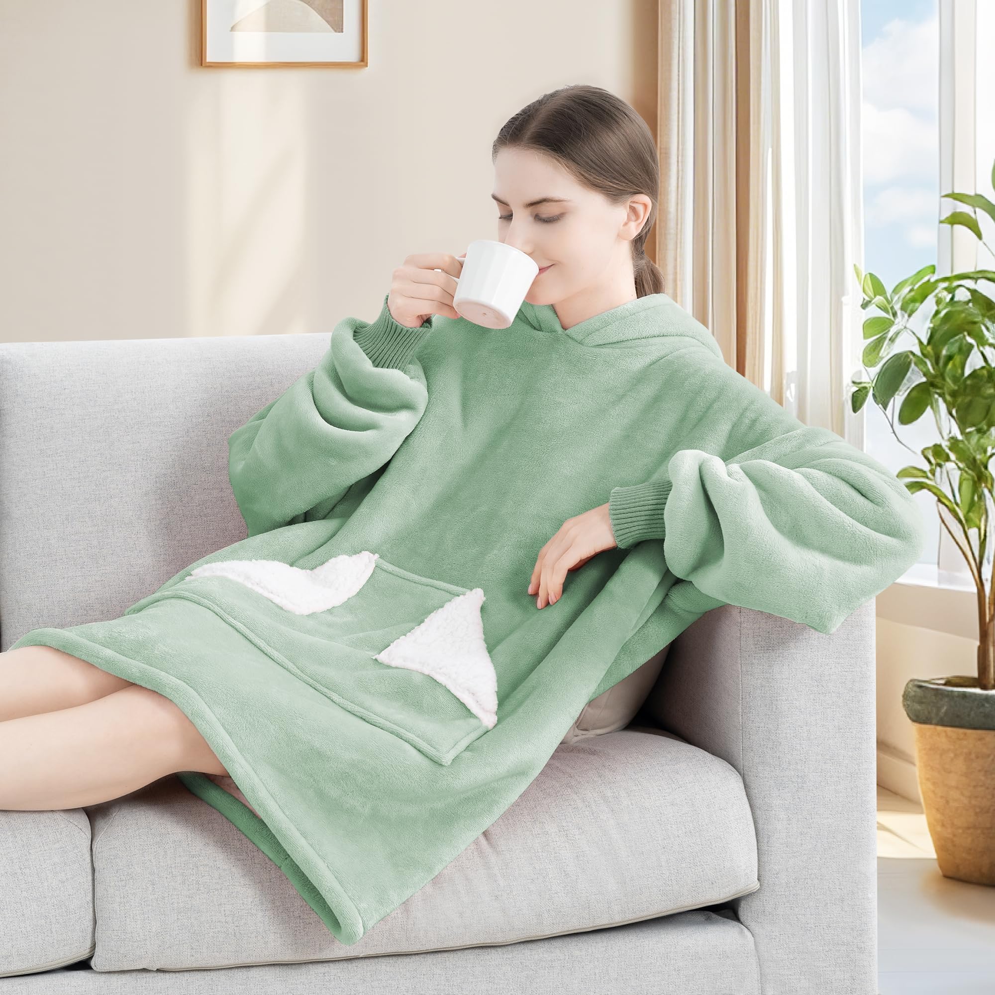 Touchat Wearable Blanket Hoodie, Oversized Sherpa Fleece Sweatshirt Blanket with Giant Hood Pocket and Sleeves for Adult, Warm & Cozy Grey Blanket Gifts for Women