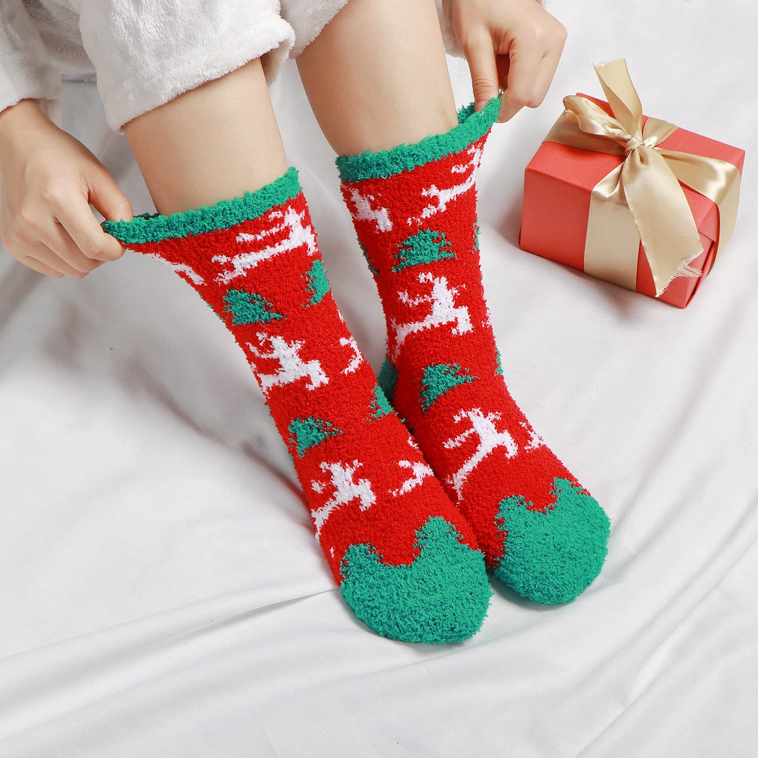 Fuzzy Socks for Women Gifts, Fluffy Cozy Plush Soft Slipper Socks for Fall Winter Christmas Warm Sleeping Home 5/6 Pairs