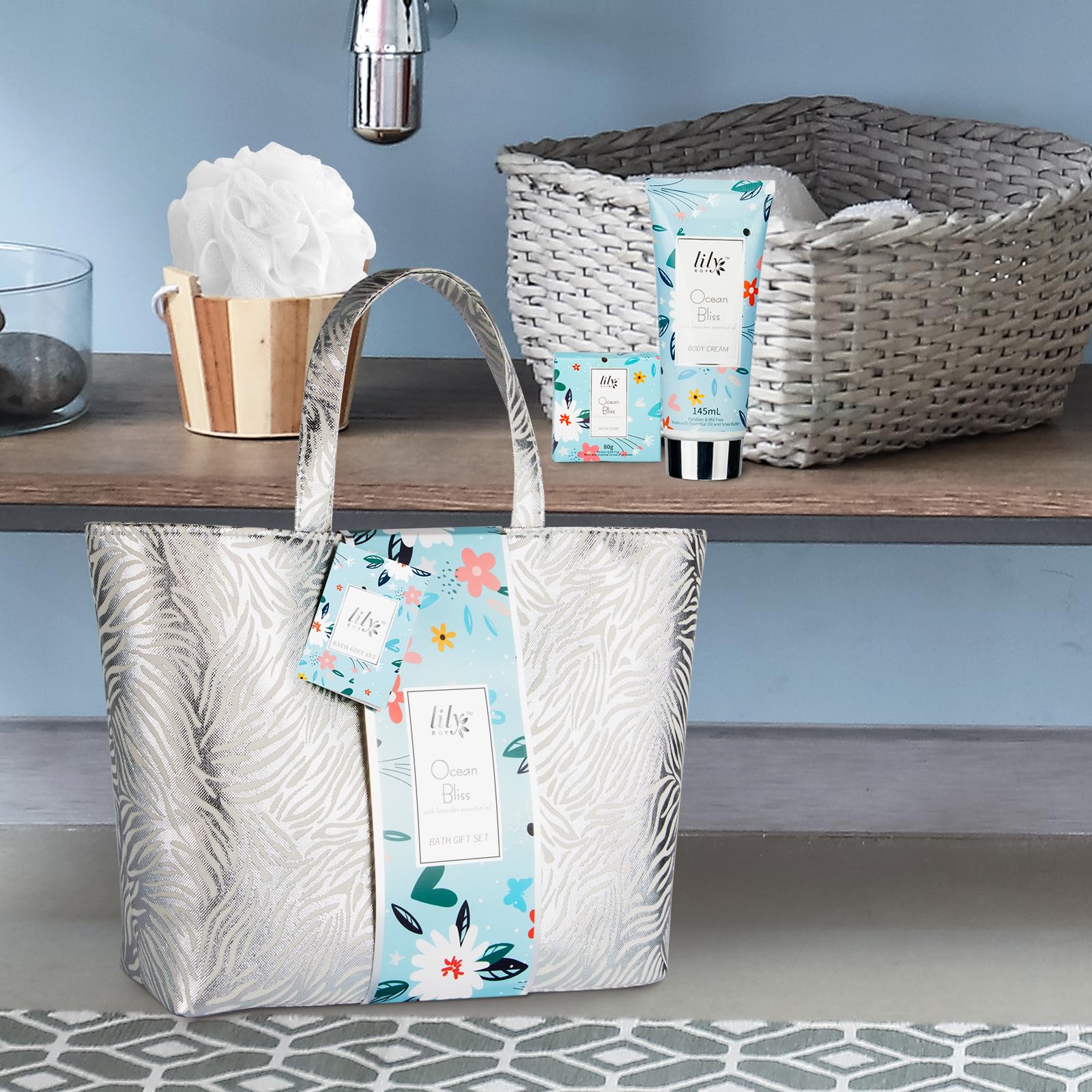 Christmas Gift Basket Set for Women - Ultimate 15-Piece Bath & Body Gift Set, Spa Gift Basket, Bath Collection | Birthday Gift, Mothers Day Gifts for Mom, Perfect Present for Her & Mom All Occasions