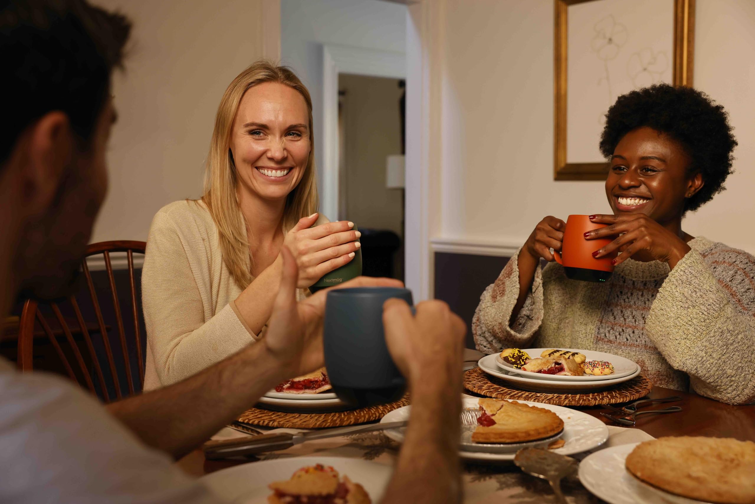 Nextmug - Temperature-Controlled, Self-Heating Coffee Mug (Black - 14 oz.)