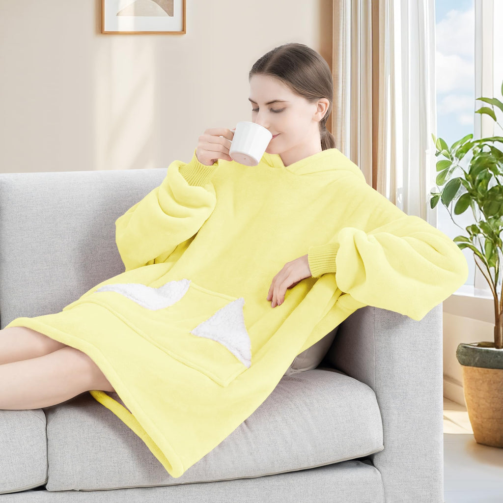 Touchat Wearable Blanket Hoodie, Oversized Sherpa Fleece Sweatshirt Blanket with Giant Hood Pocket and Sleeves for Adult, Warm & Cozy Grey Blanket Gifts for Women