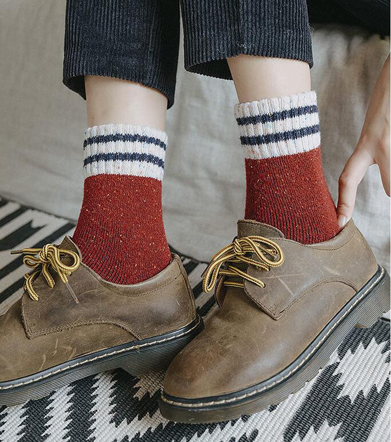 YZKKE 5Pack Womens Vintage Winter Soft Warm Thick Cold Knit Wool Crew Socks, Multicolor, free size