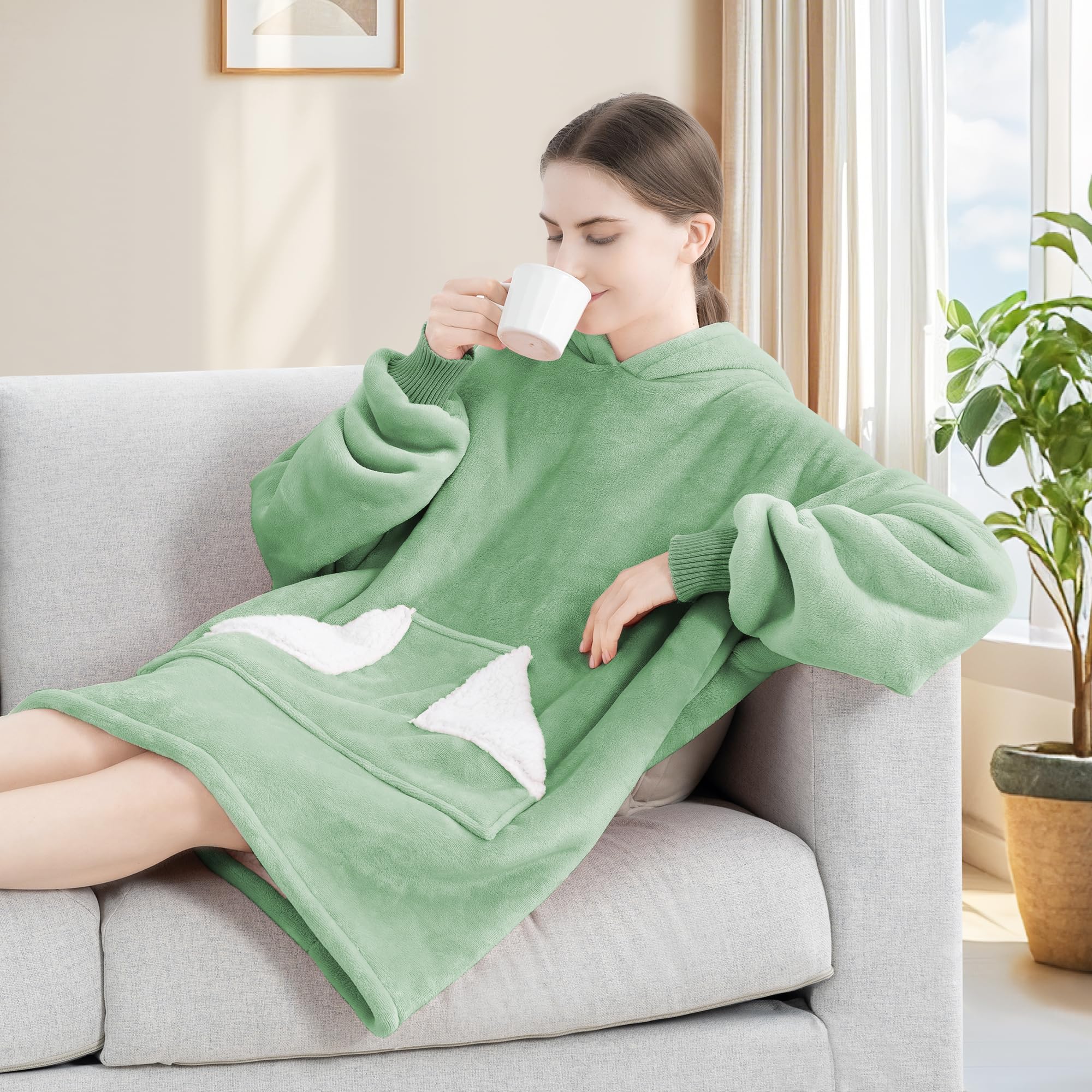 Touchat Wearable Blanket Hoodie, Oversized Sherpa Fleece Sweatshirt Blanket with Giant Hood Pocket and Sleeves for Adult, Warm & Cozy Grey Blanket Gifts for Women