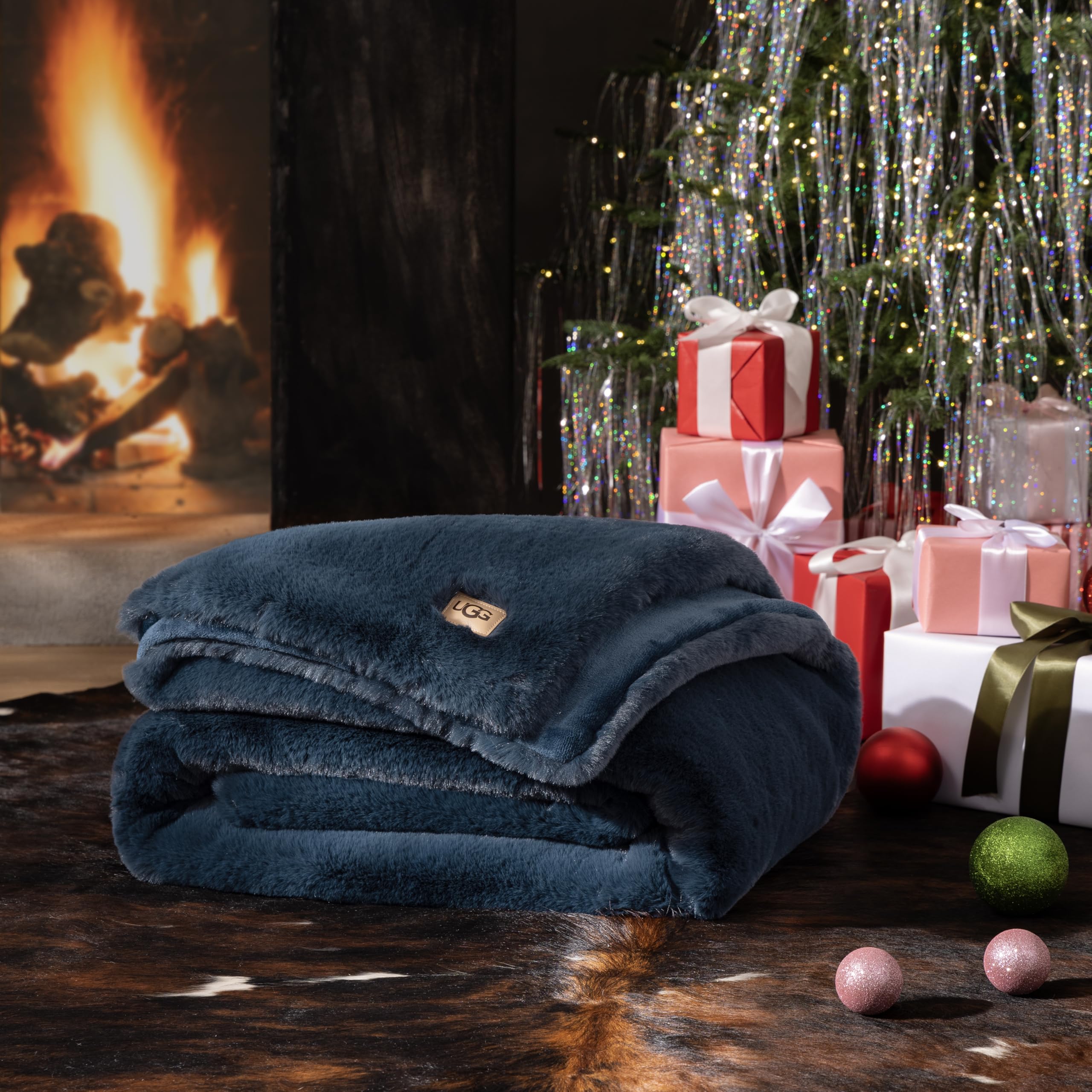 UGG Plush Faux Fur Throw Blanket Reversible Medium Weight Luxury Soft Throw Blankets for Bed or Chair, Hypoallergenic, Machine Washable, Home Decor, 50-inch x 70-inch, Charcoal Dark Grey (Euphoria)